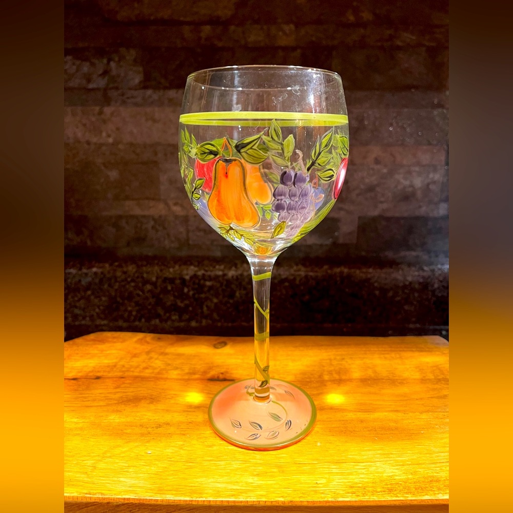 Hand painted wine glass 16OZ - Picture 2 of 3